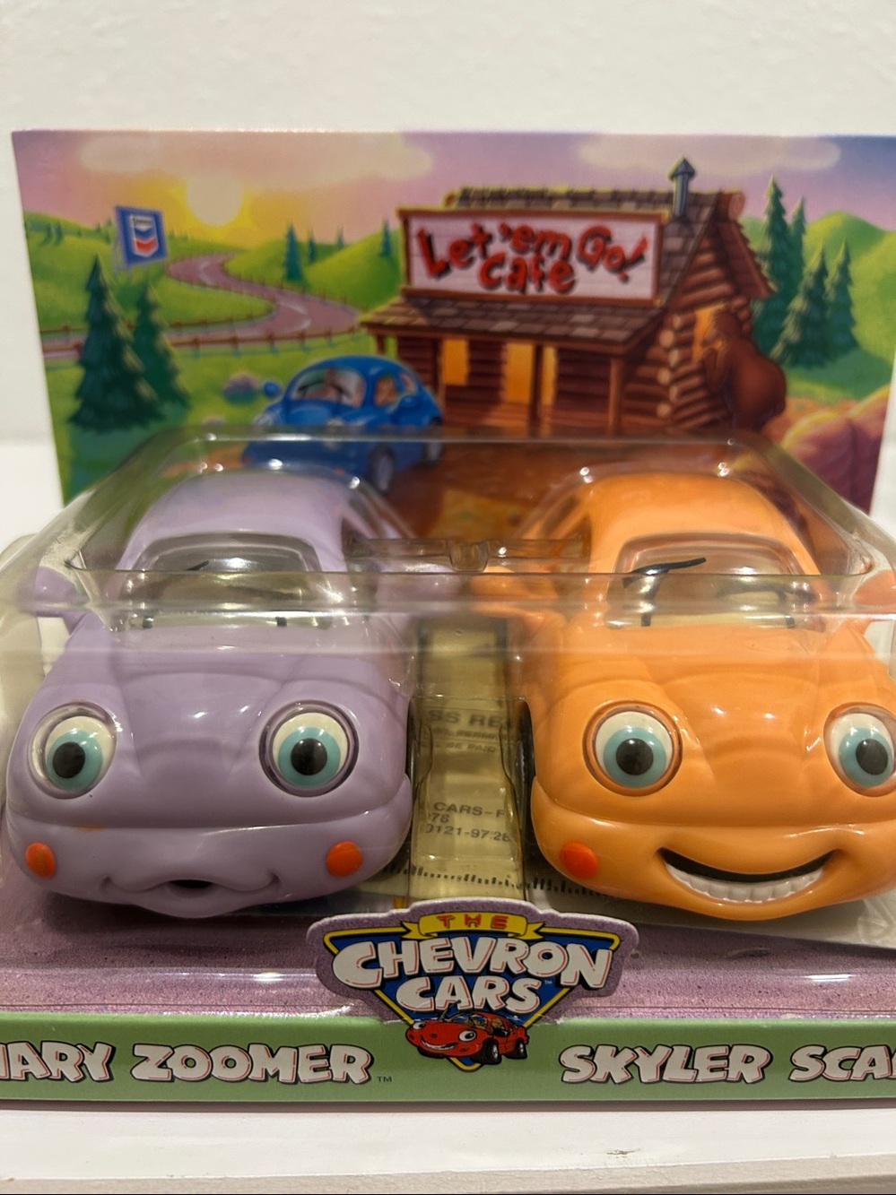 VTG 1999 two-pack of The Chevron Cars featuring Zachary Zoomer and Skyler Scampe